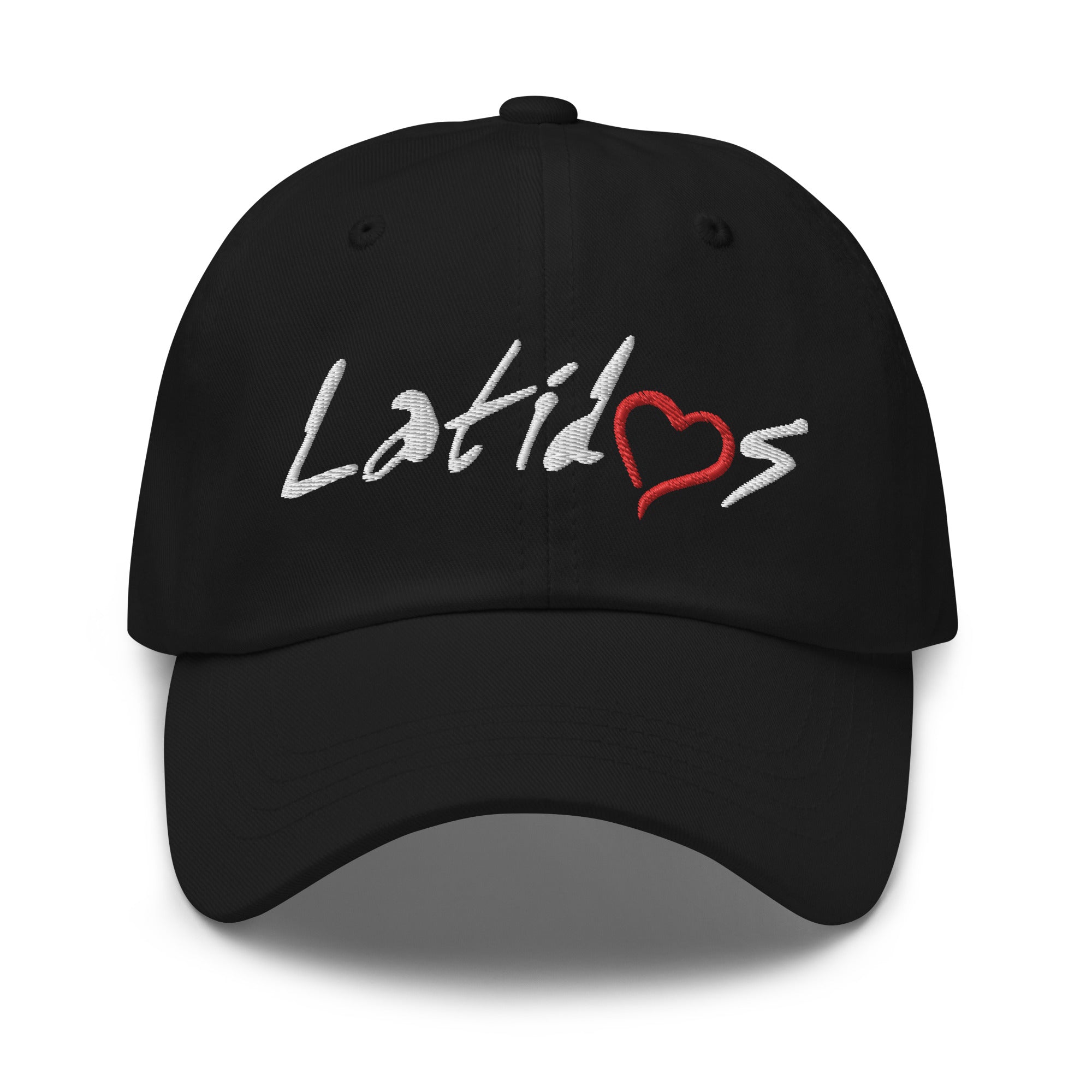 Black cap with the word 'Latidos' embroidered in white and a red heart graphic.