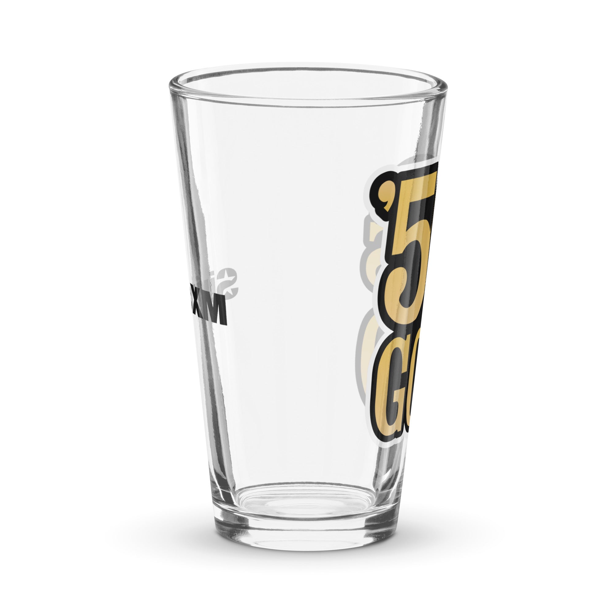 Clear pint glass. Side view.