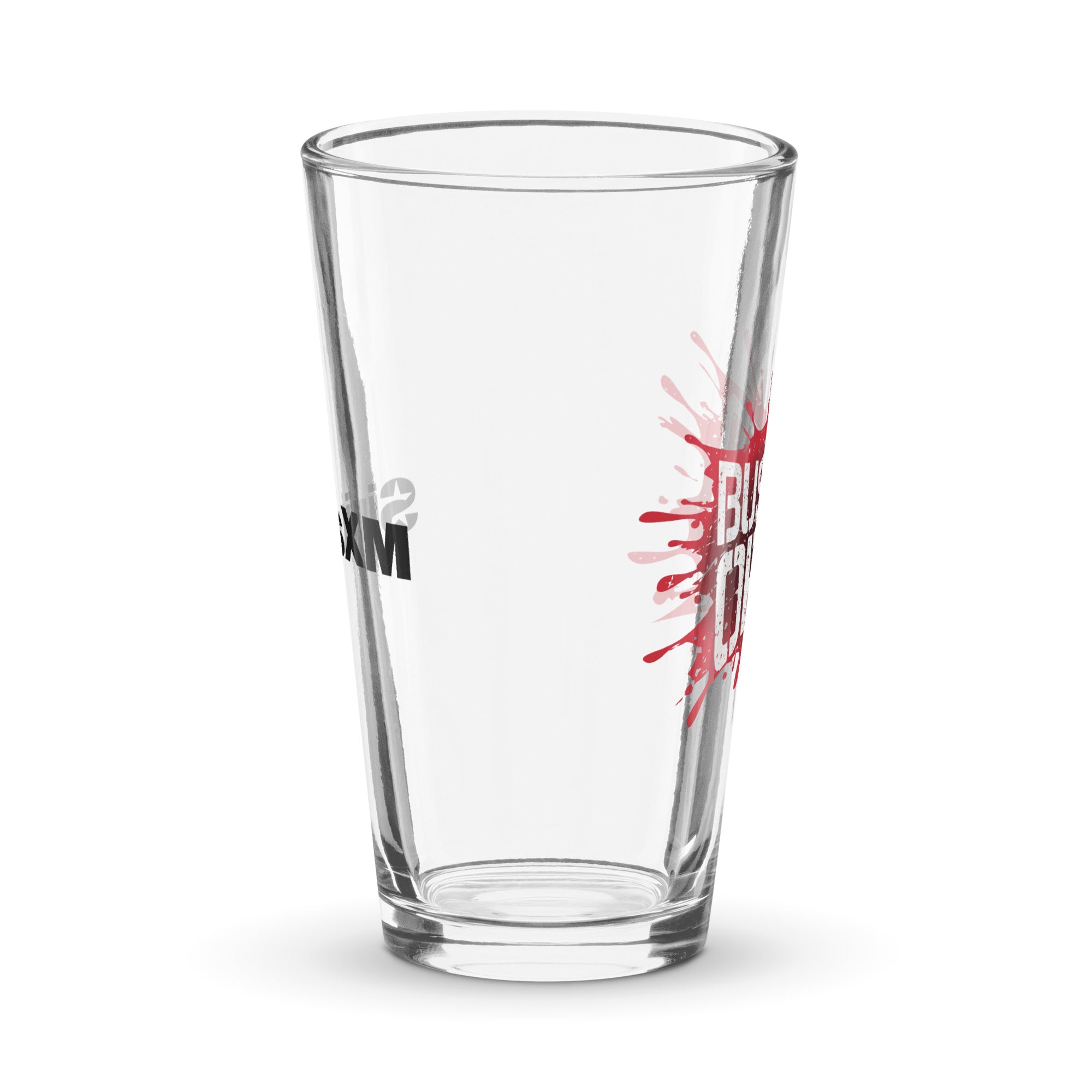 Clear pint glass. Side view.